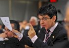 Randolfe: 'Considero inevitável ter que convocar a Mia Khalifa para a CPI'