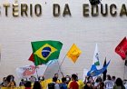 Educação arrasada em todos os sentidos: há que recorrer aos mestres para as soluções