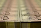 'Pai Rico': Brics vão lançar uma moeda lastreada em ouro; dólar está 