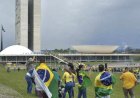 Os golpistas estão chegando