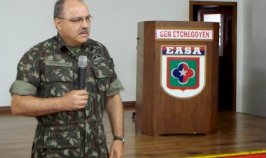 Norte-americanos agem como xerifes do mundo, diz general brasileiro Etchegoyen