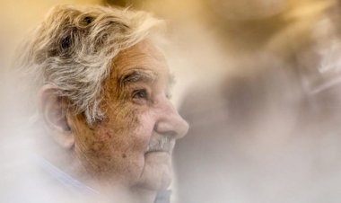 Pepe Mujica y Julio María Sanguinetti se despidieron del Congreso de Uruguay