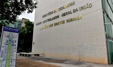 Bolsonaro deve entregar ministério da Cidadania a partido ligado à Igreja Universal. Conheça os cotados
