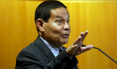 Mourão defende que universidades públicas cobrem de quem pode pagar