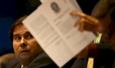 DEM foi para extrema-direita e ACM Neto não tem caráter, diz Rodrigo Maia