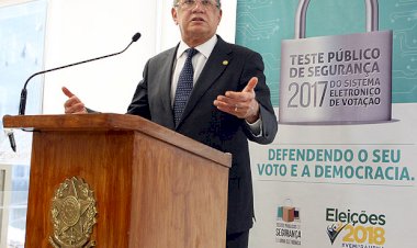 Não se combate crime cometendo crime, diz Gilmar Mendes