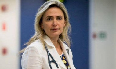 Bolsonaro se reúne com médica, preferida de Arthur Lira, para substituir Pazuello no Ministério da Saúde