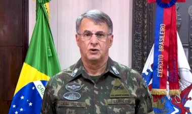 Pujol diz que “Pazuello se ferrou e ferrou o Exército” ao obedecer Bolsonaro, segundo coluna de O Globo