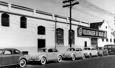 Volkswagen anuncia que vai parar duas fábricas por falta de insumos