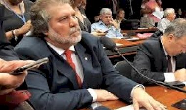 Federações ajudariam a assegurar o pluralismo político no Brasil