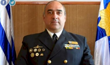 Comandante da Marinha será preso por indisciplina, no Uruguai