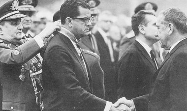 Em meio a avanços autoritários, Unicamp reage e revoga honoris causa de Jarbas Passarinho