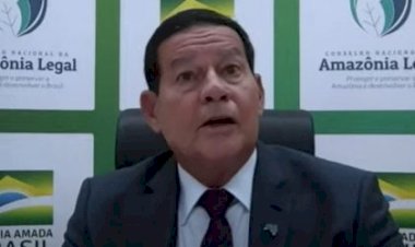 Bolsonaro descarta Mourão da delegação da COP26