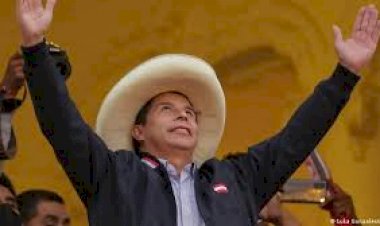 Castillo, entre la ideología y el posibilismo