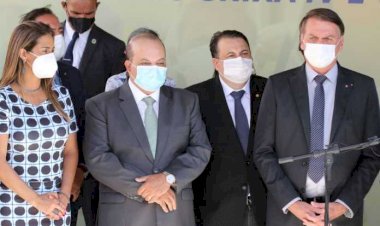 Para Planalto, ataque especulativo contra Flávia Arruda é pretexto para debandada de deputados do Centrão