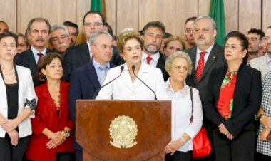 Mano Brown: Dilma é uma das mulheres mais injustiçadas da história