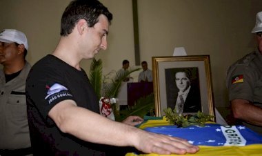 Mensagem aos Petistas e seus seguidores. João Alexandre Goulart Neto.