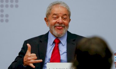 Lula convoca primeira reunião ministerial do novo governo