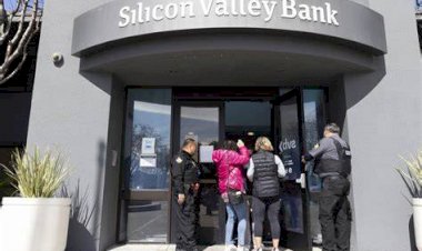 190 bancos norte-americanos correm risco de repetir colapso do SVB, adverte estudo de economistas