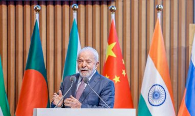 Brasil “É preciso que os EUA parem de incentivar a guerra e comecem a falar em paz”, diz Lula na China