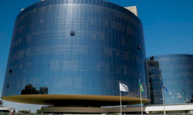 Lula diz que vai escolher novo PGR com “mais critério”