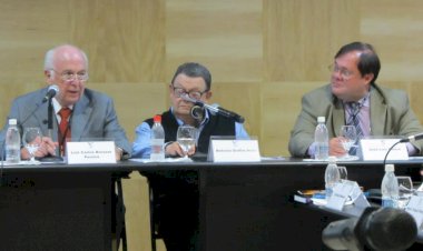 Economistas desenvolvimentistas rebatem carta de Armínio, Malan e Bacha