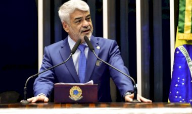 SENADOR DO PT ACIONA A PGR E PEDE CASSAÇÃO DO REGISTRO DO PL.