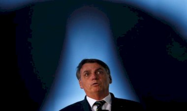 PF indicia Bolsonaro, Braga Netto, Heleno e outras 34 pessoas por tentativa de golpe de Estado e organização criminosa