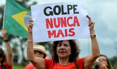 Postagem reproduz discurso de Bolsonaro com afirmações enganosas sobre golpe de 1964