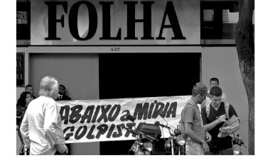 Certos hábitos são difíceis de deixar, não é, Folha?