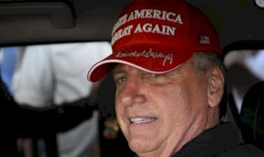 Extrema direita brasileira abana o rabinho para Trump, mas nenhum vira-lata será salvo por ele