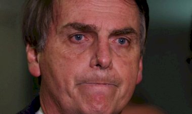 À beira da prisão, Bolsonaro comete novo crime e pede intervenção dos EUA no Brasil contra a China