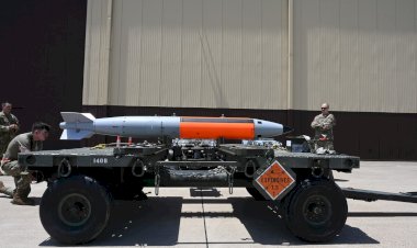 No es que EEUU haya advertido a Rusia sobre Ucrania, es que acaba de enviar bombas nucleares de hasta 50 kilotones a Europa