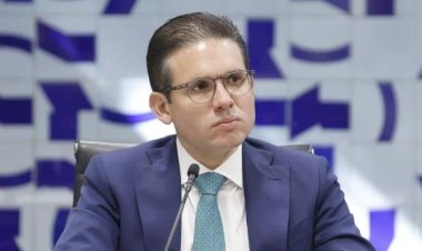 Motta completa 100 dias de silêncio sobre funcionárias fantasmas em seu gabinete