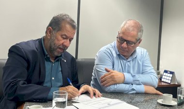 Ex-presidente do INSS preso pela PF recebia propina de R$ 250 mil de entidade investigada