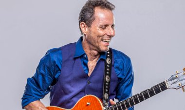 “Estou mais radicalmente de esquerda do que eu era no início”, diz Tony Bellotto (Titãs)