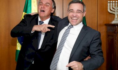 Até quando Mendonça vai acobertar os crimes de Flávio Bolsonaro com Vorcaro?