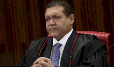 Mensagens de Vorcaro apontam repasse mensal de R$ 500 mil a filho de Nunes Marques