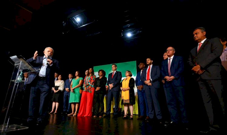 Lula anuncia mais 16 ministros; veja quem são e quais ministérios vão assumir