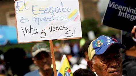 Venezuelanos aprovam anexação da Guiana