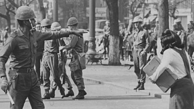 Golpe, contragolpe e retrogolpe – II (por Pedro Costa)