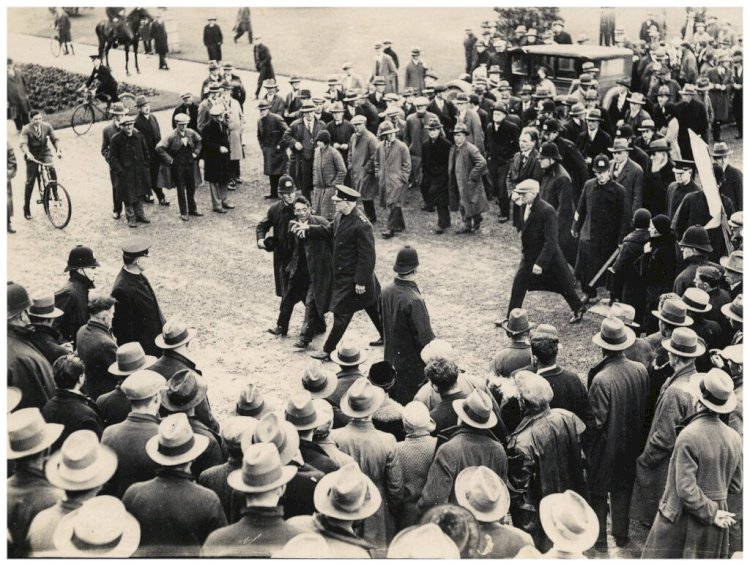 Luta ideológica na fase terminal do imperialismo monopolista e seu fascismo