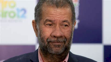 Dirigentes do INSS delataram Carlos Lupi, ex-ministro da Previdência de Lula