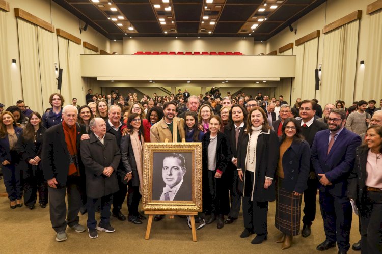Homenagem da UFRGS a João Goulart