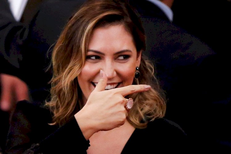 A ajudadora sabe por que é preciso ter medo de Flávio Bolsonaro