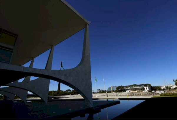 Planalto considera que Brasil vive maior ingerência desde 1964