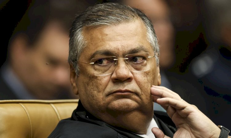 Dino reintegra Andrei Rodrigues e Almada à PF e determina: competente para decidir é o Plenário, não Mendonça