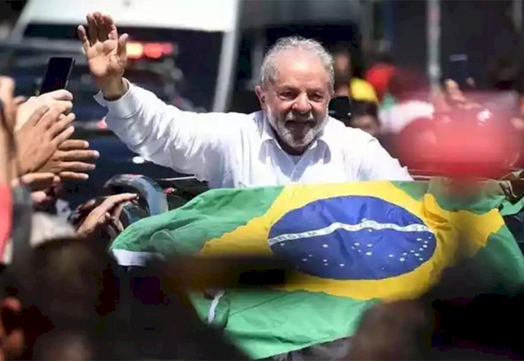 “Lula na Paulista” dispara e é o assunto que ocupa o topo da internet.