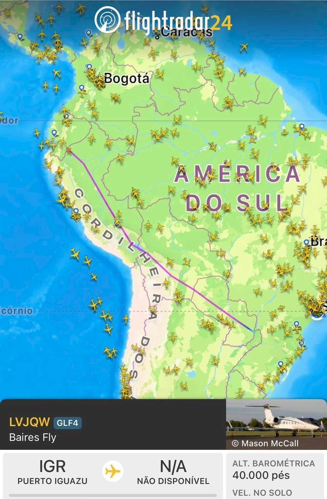 Avião que levou Flávio aos EUA desviou do espaço aéreo brasileiro para evitar interceptação